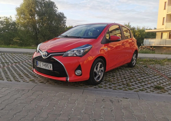 Toyota Yaris cena 41000 przebieg: 149000, rok produkcji 2014 z Rzeszów małe 154